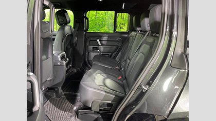 Defender 110 4