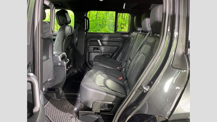 2022 認定中古車 Land Rover Defender 110 カルパチアングレイ D300 AWD（AT） X-DYNAMIC HSE