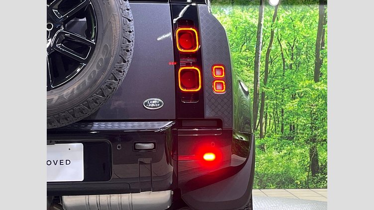 2022 認定中古車 Land Rover Defender 110 カルパチアングレイ D300 AWD（AT） X-DYNAMIC HSE