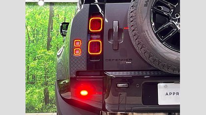 Defender 110 31