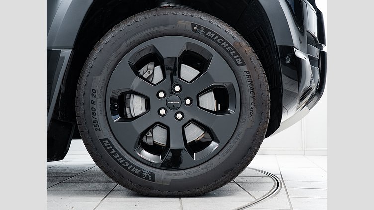 2025 認定中古車 Land Rover Defender 110 サントリーニブラック D350 ディーゼルマイルドハイブリッド X-Dynamic HSE