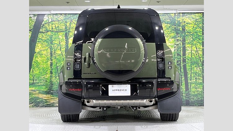 2025 認定中古車 Land Rover Defender 110 ウールストーングリーン P300e プラグインハイブリッド X-Dynamic HSE