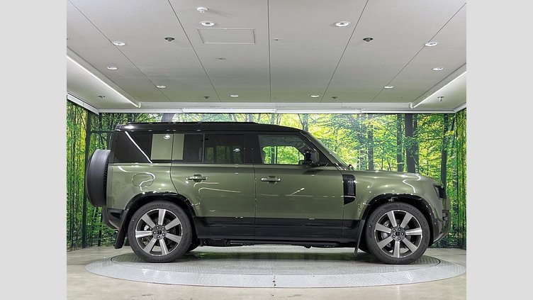 2025 認定中古車 Land Rover Defender 110 ウールストーングリーン P300e プラグインハイブリッド X-Dynamic HSE