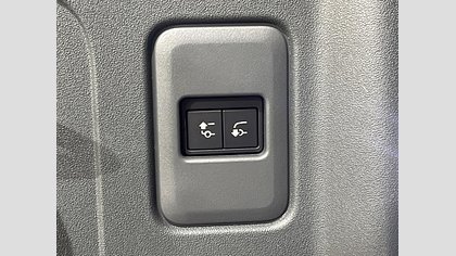 Defender 110 51