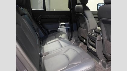 Defender 110 38