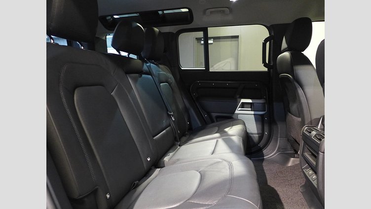 2024 認定中古車 Land Rover Defender 110 カルパチアングレイ P300 AWD（AT） SE