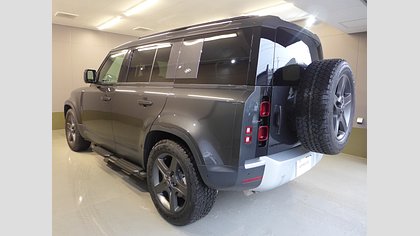 Defender 110 13