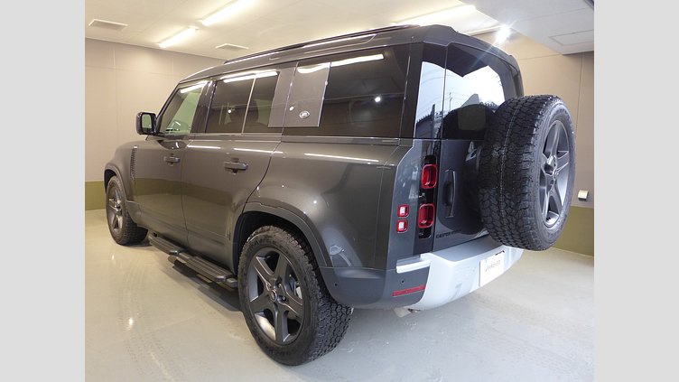 2024 認定中古車 Land Rover Defender 110 カルパチアングレイ P300 AWD（AT） SE