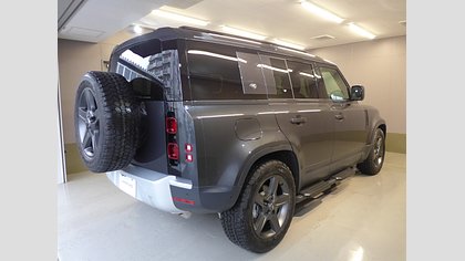 Defender 110 12