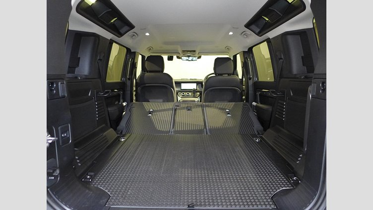 2024 認定中古車 Land Rover Defender 110 カルパチアングレイ P300 AWD（AT） SE