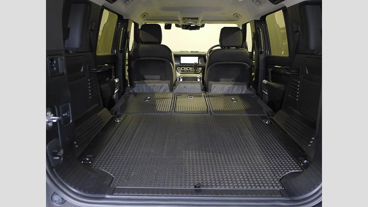 2024 認定中古車 Land Rover Defender 110 カルパチアングレイ P300 AWD（AT） SE