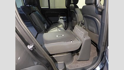 Defender 110 69