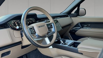 Range Rover 8