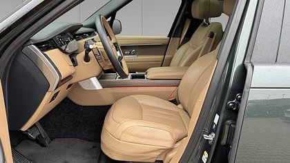 Range Rover 10