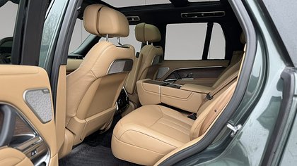 Range Rover 7