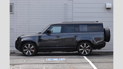 Defender 130 3