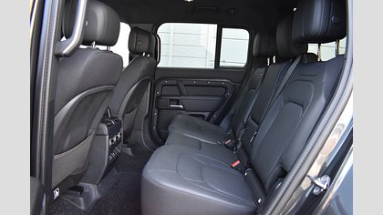 Defender 130 15