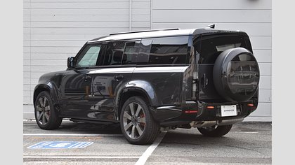 Defender 130 4