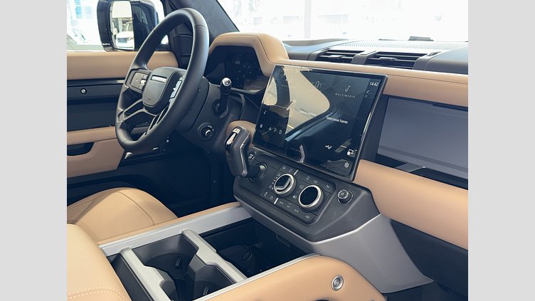 2026 Seminuevos Approved Land Rover Defender 110 Carpathian Grey 3.0 litre i6P X 400PS