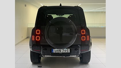 Defender 110 8