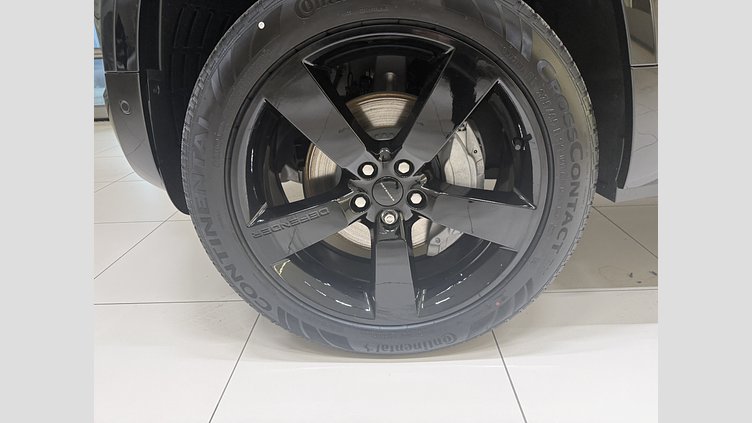 2026 Ny Land Rover Defender 110 Carpathian Grey Bensin Laddhybrid X-Dynamic SE