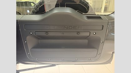 Defender 110 11