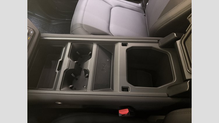 2026 Ny Land Rover Defender 110 Carpathian Grey Bensin Laddhybrid X-Dynamic SE