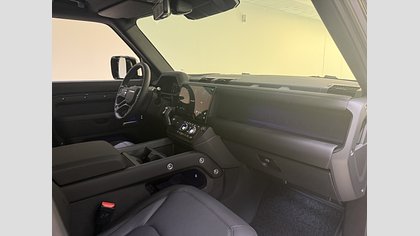 Defender 110 7
