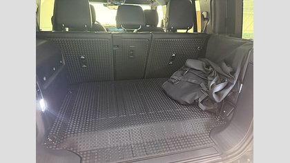 Defender 110 7