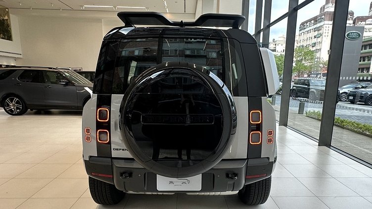 2026 新車 Land Rover Defender 110 Borasco Grey D350 X-Dynamic HSE