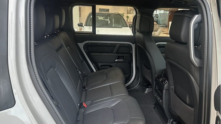 2026 新車 Land Rover Defender 110 Borasco Grey D350 X-Dynamic HSE