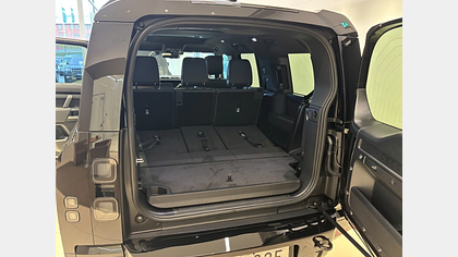 Defender 130 7
