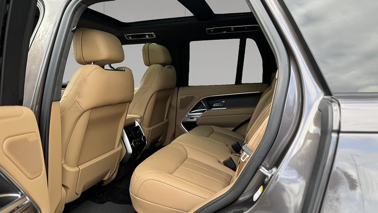 2026 Approved Land Rover Range Rover Szary Charente Grey P380 MHEV z silnikiem benzynowym STANDARD WHEELBASE (SWB) Westminster Edition