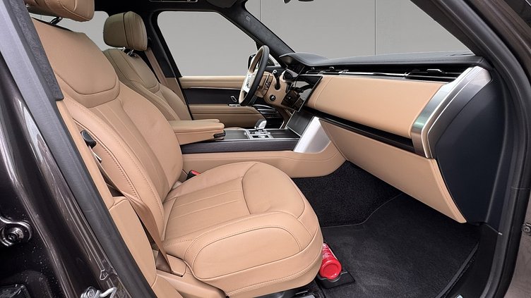 2026 Approved Land Rover Range Rover Szary Charente Grey P380 MHEV z silnikiem benzynowym STANDARD WHEELBASE (SWB) Westminster Edition