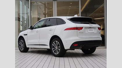 F-Pace 4