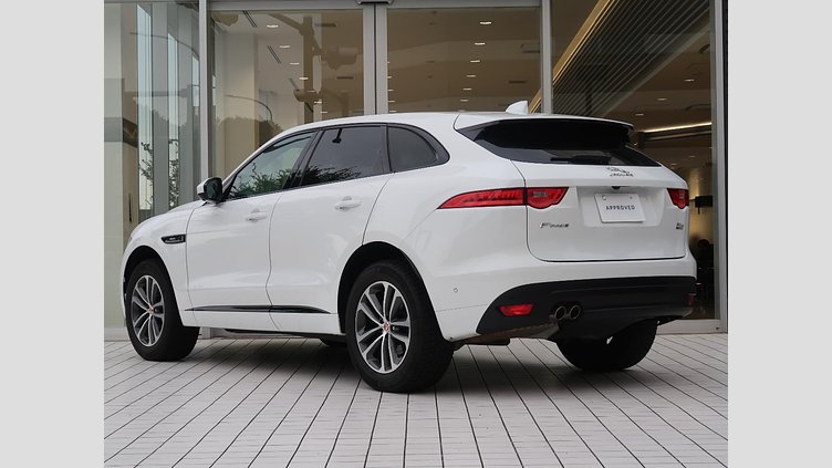 2016 認定中古車 Jaguar F-Pace Fuji White シートヒーター　パワーテールゲート　パドルシフト　LEDヘッドライト　ブラックパック Ｒ－スポーツ