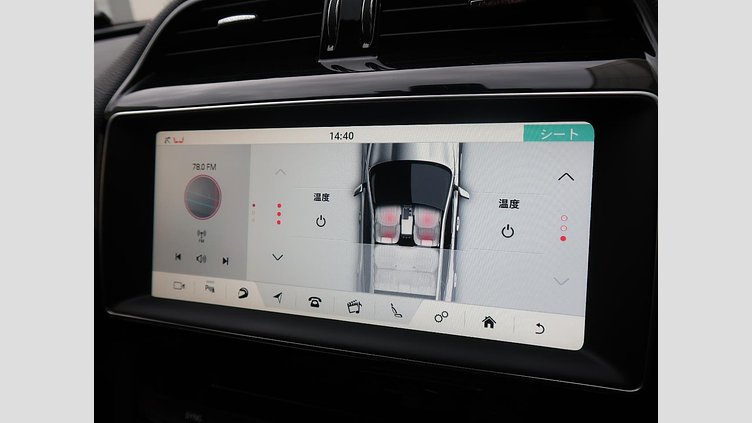 2016 認定中古車 Jaguar F-Pace Fuji White シートヒーター　パワーテールゲート　パドルシフト　LEDヘッドライト　ブラックパック Ｒ－スポーツ