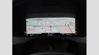 F-Pace 21