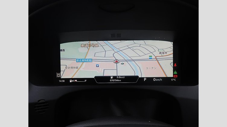 2016 認定中古車 Jaguar F-Pace Fuji White シートヒーター　パワーテールゲート　パドルシフト　LEDヘッドライト　ブラックパック Ｒ－スポーツ