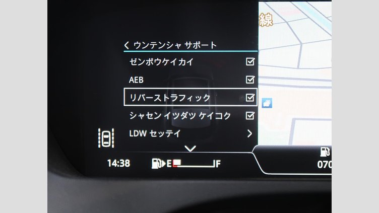 2016 認定中古車 Jaguar F-Pace Fuji White シートヒーター　パワーテールゲート　パドルシフト　LEDヘッドライト　ブラックパック Ｒ－スポーツ