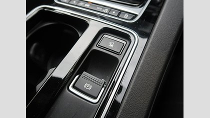 F-Pace 15