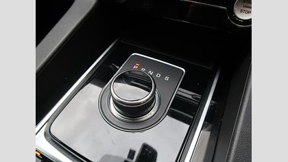 F-Pace 48