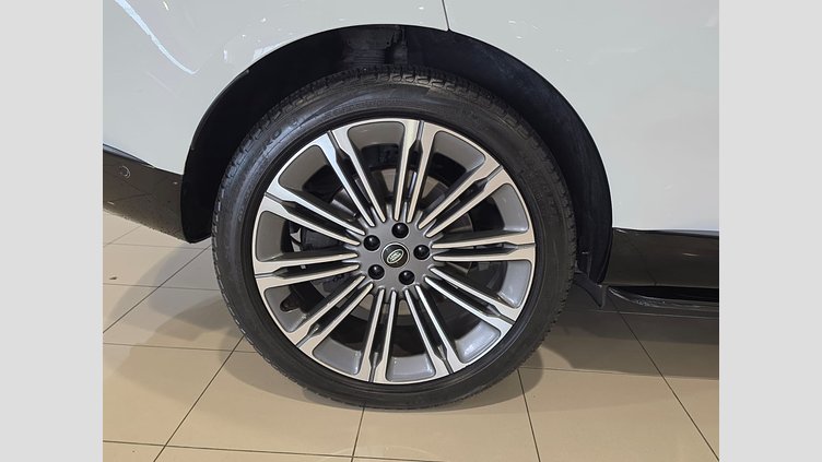 2023 Seminuevos Approved Land Rover Range Rover Fuji White 4.4 NC10 P8H AUTOBIOGRAPHY 4.4L V8 P530