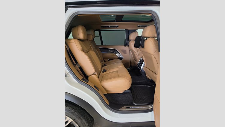 2023 Seminuevos Approved Land Rover Range Rover Fuji White 4.4 NC10 P8H AUTOBIOGRAPHY 4.4L V8 P530