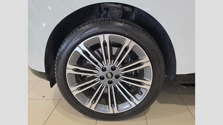 2023 Seminuevos Approved Land Rover Range Rover Fuji White 4.4 NC10 P8H AUTOBIOGRAPHY 4.4L V8 P530