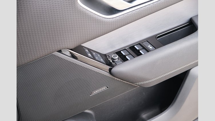 2023 Approved Land Rover Range Rover Velar Fuji White P250 R-Dynamic S