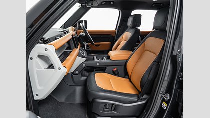 Defender 110 2