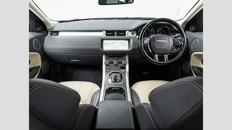 2018 認定中古車 Land Rover Range Rover Evoque Loire Blue 2.0 litre i4D Diesel SEプラス　D180