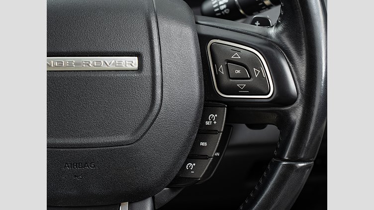 2018 認定中古車 Land Rover Range Rover Evoque Loire Blue 2.0 litre i4D Diesel SEプラス　D180