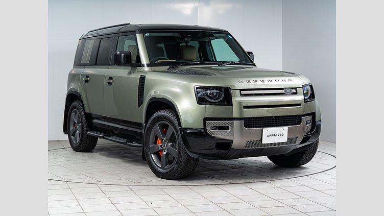2025 認定中古車 Land Rover Defender 110 パンゲアグリーン D350 ディーゼルマイルドハイブリッド X-Dynamic HSE D350 エアサスペンション